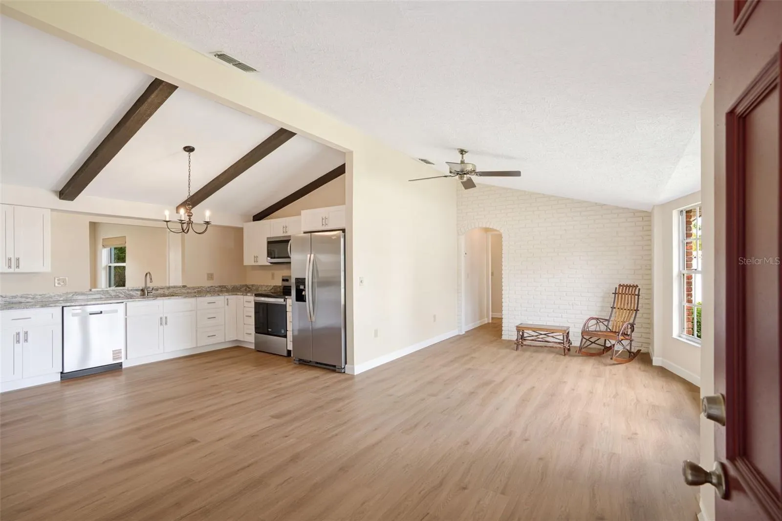 3428 HACIENDA ST