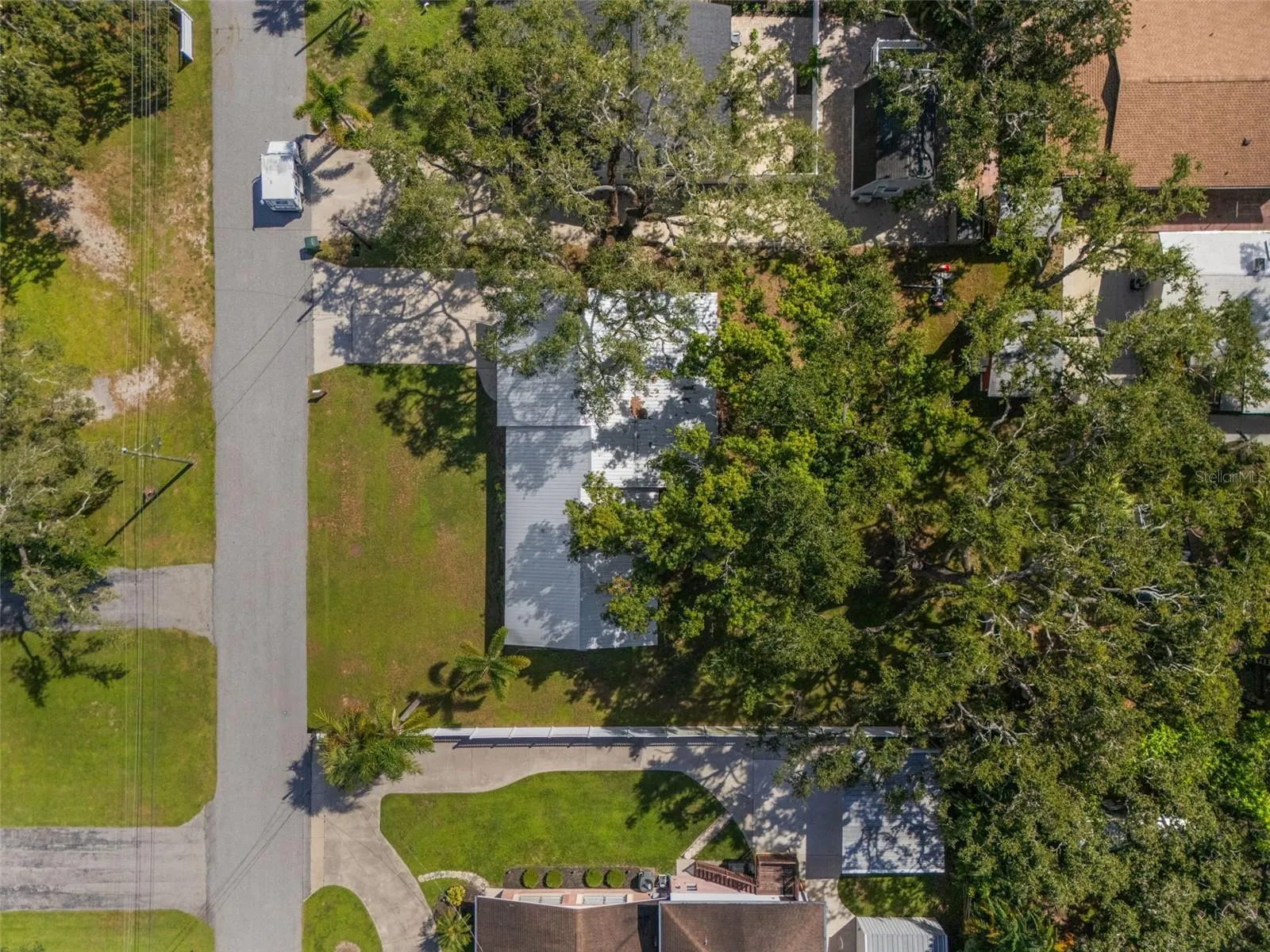 3428 HACIENDA ST