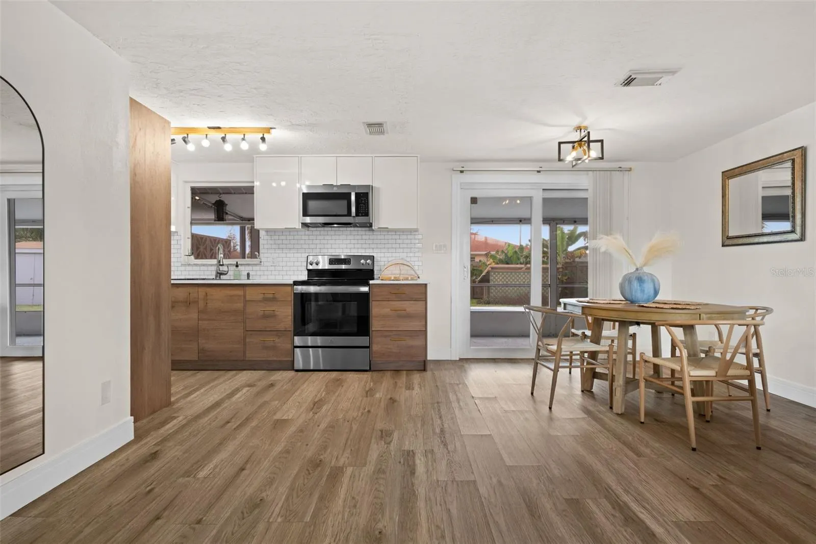 219 CORAL RD