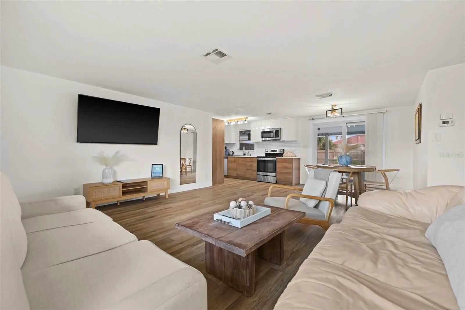 219 CORAL RD