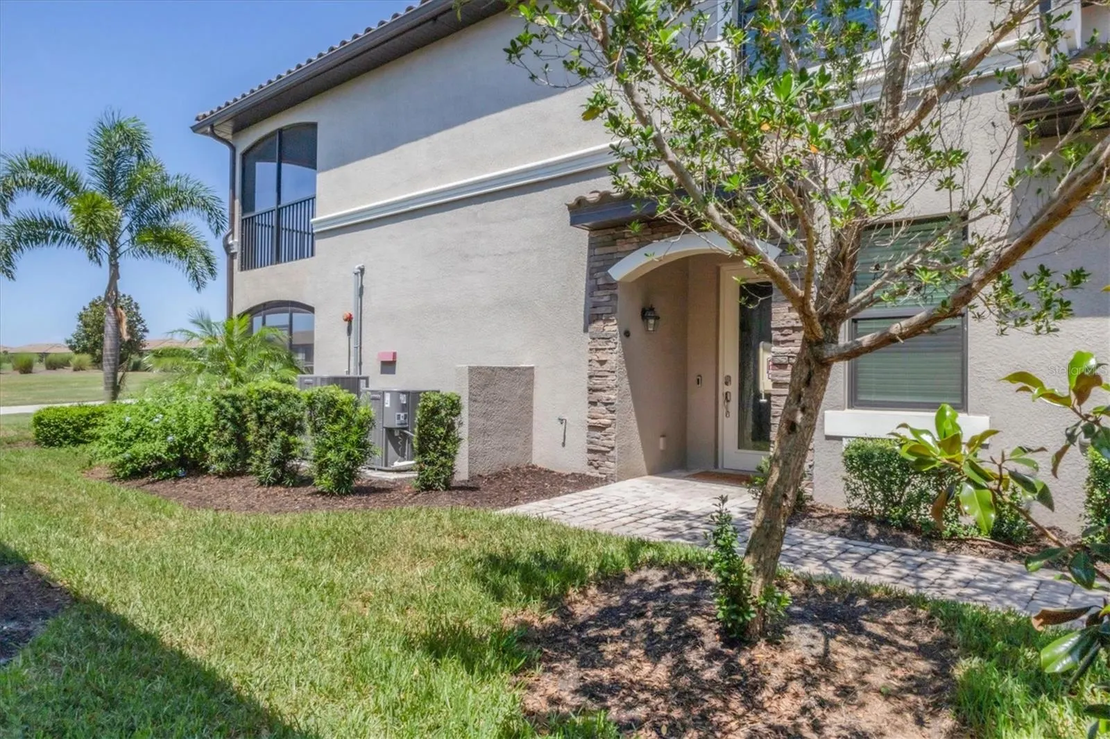 18113 GAWTHROP DRIVE #101, #101