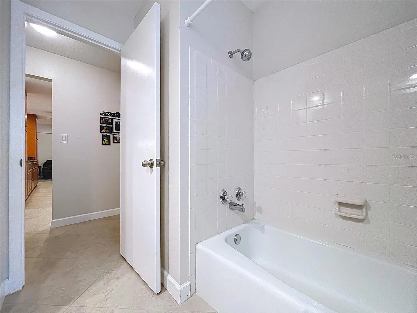 3421 KINGSWOOD DR