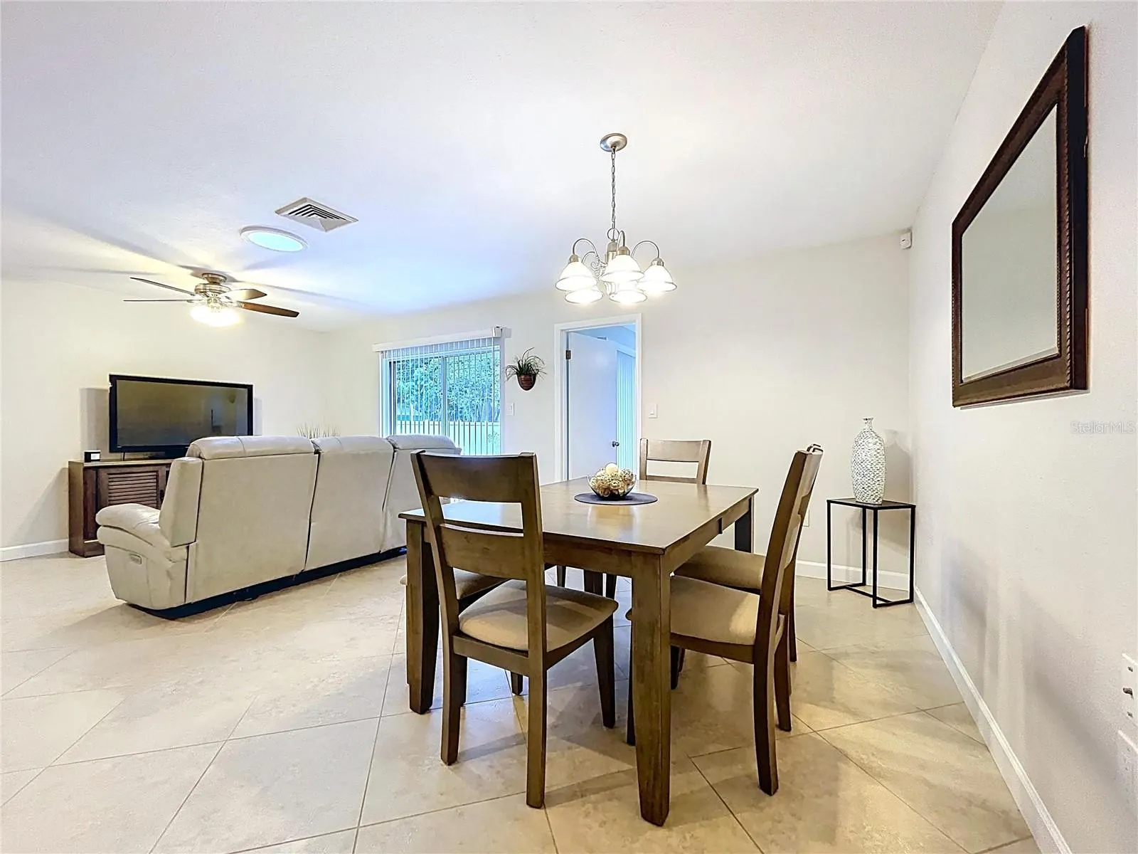 3421 KINGSWOOD DR