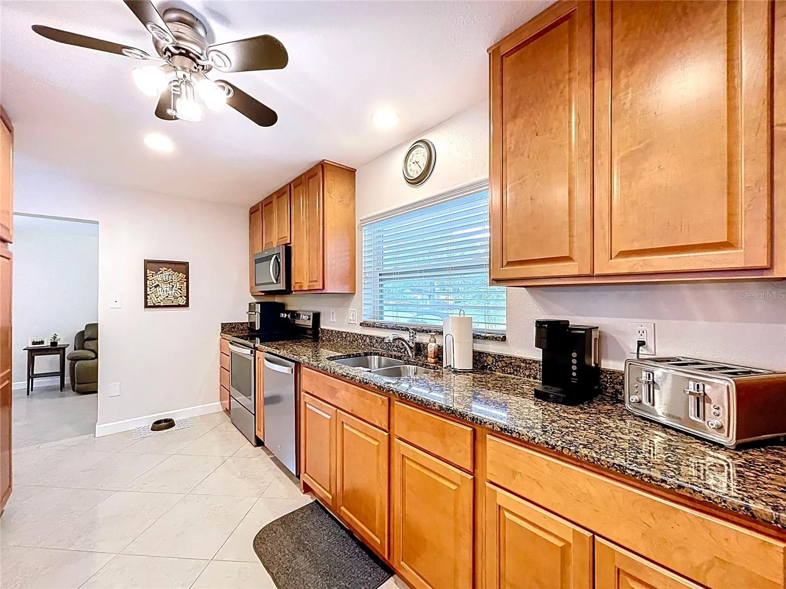 3421 KINGSWOOD DR