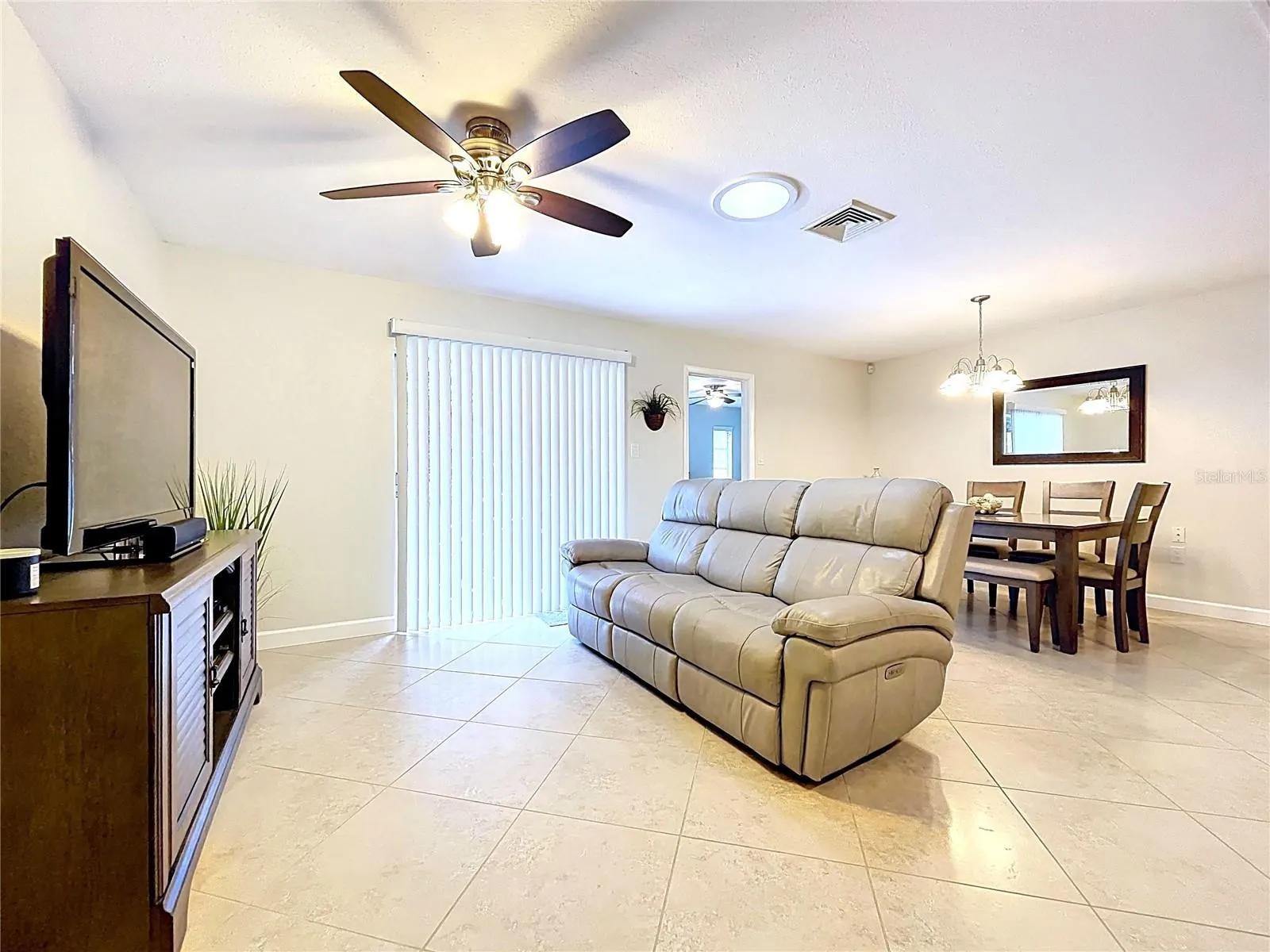 3421 KINGSWOOD DR