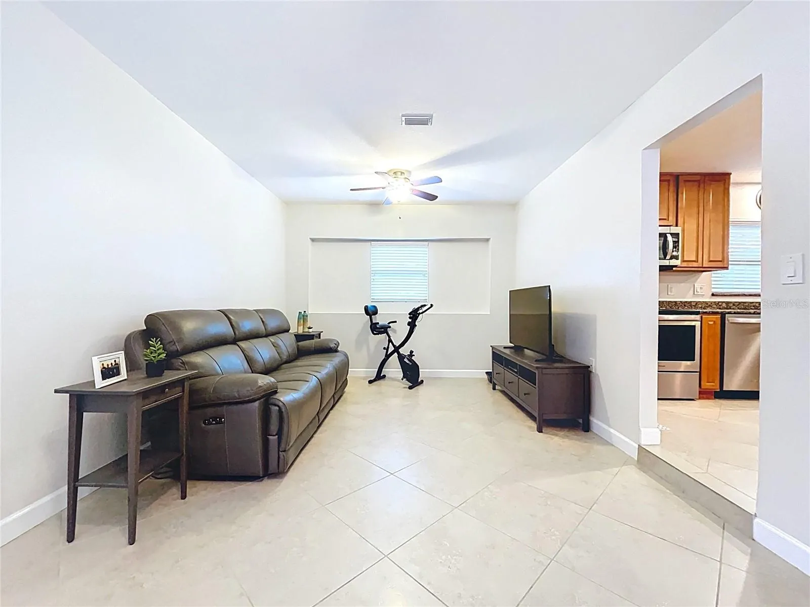 3421 KINGSWOOD DR