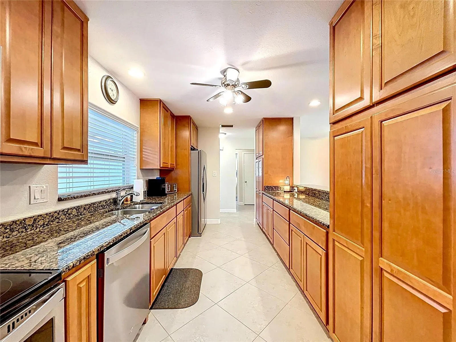 3421 KINGSWOOD DR