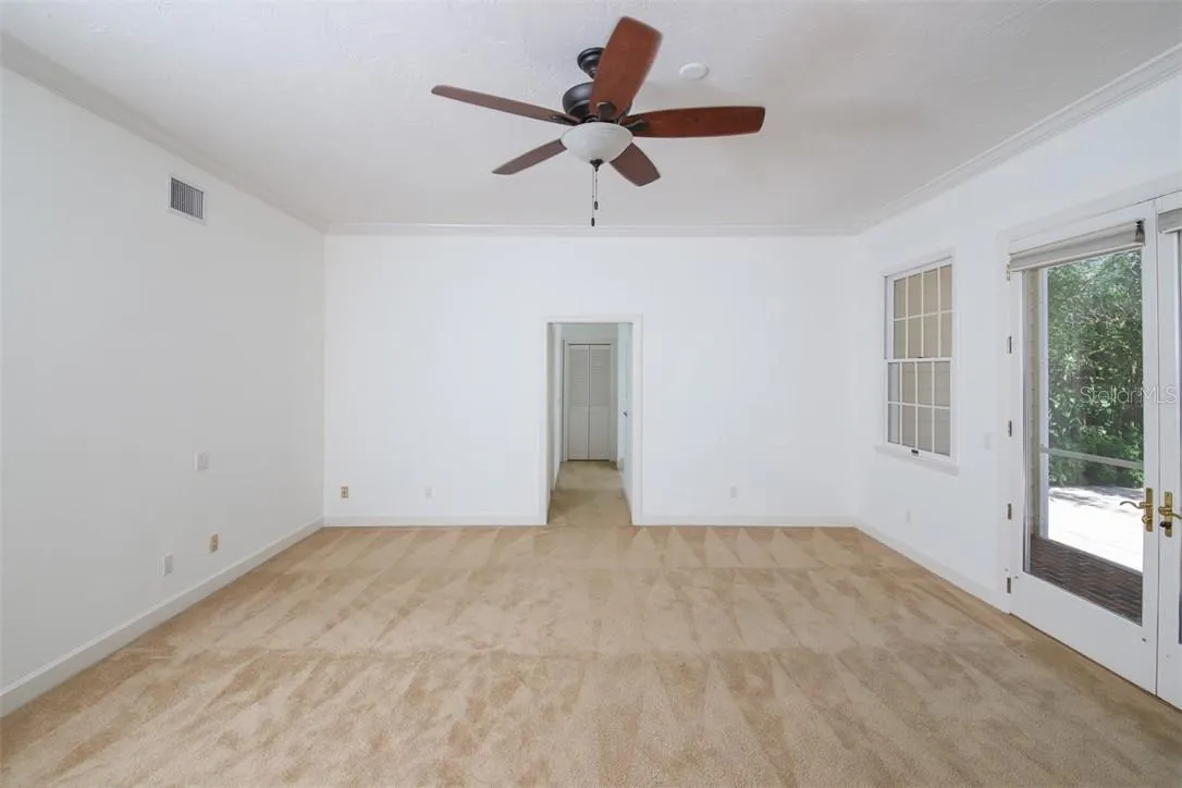1351 DIXIE LEE LN