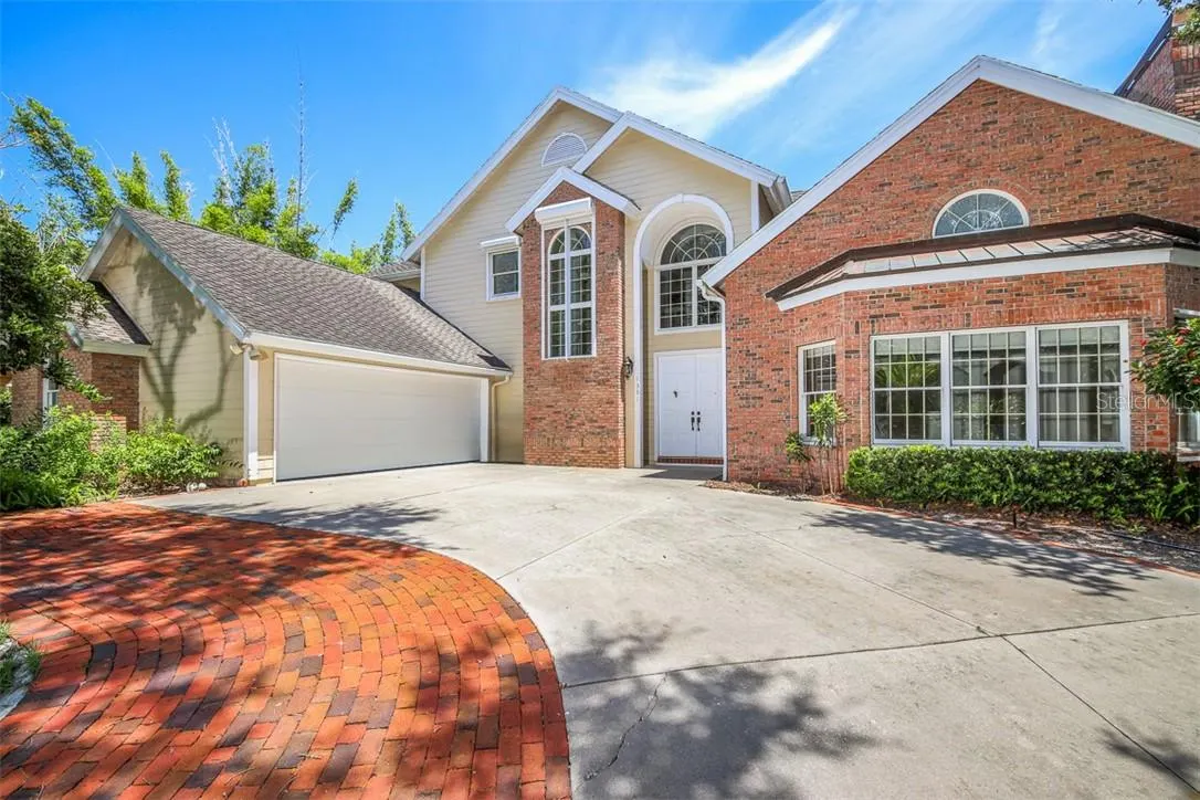 1351 DIXIE LEE LN