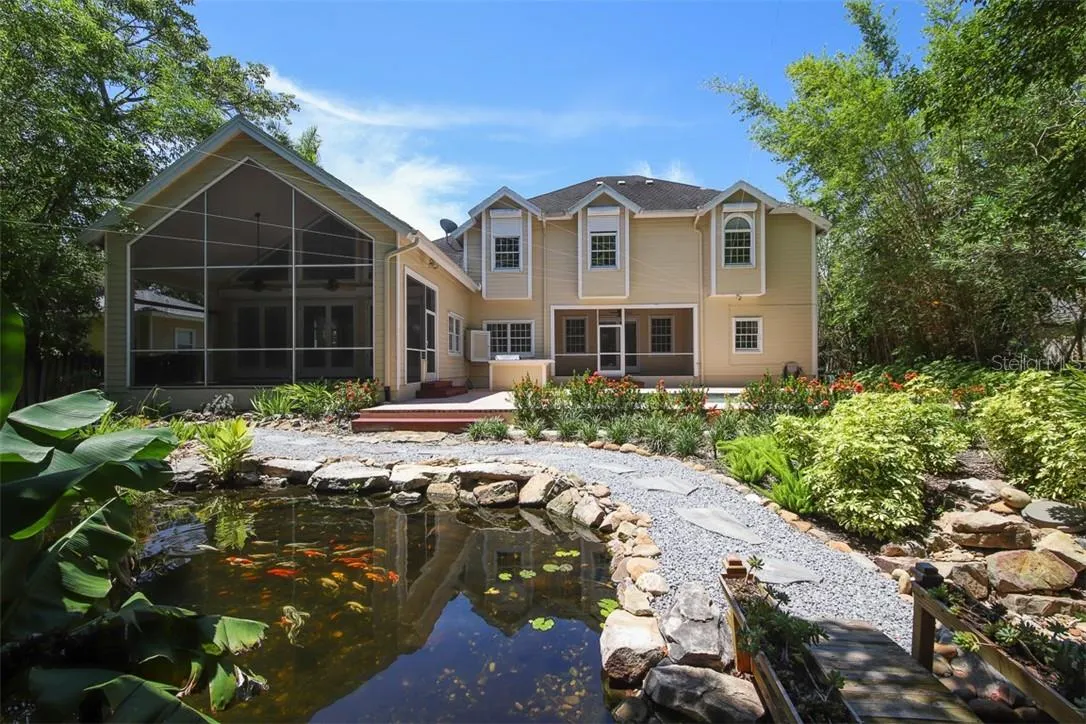 1351 DIXIE LEE LN