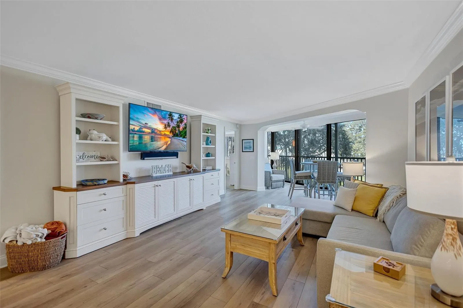 5880 MIDNIGHT PASS RD #206, #206