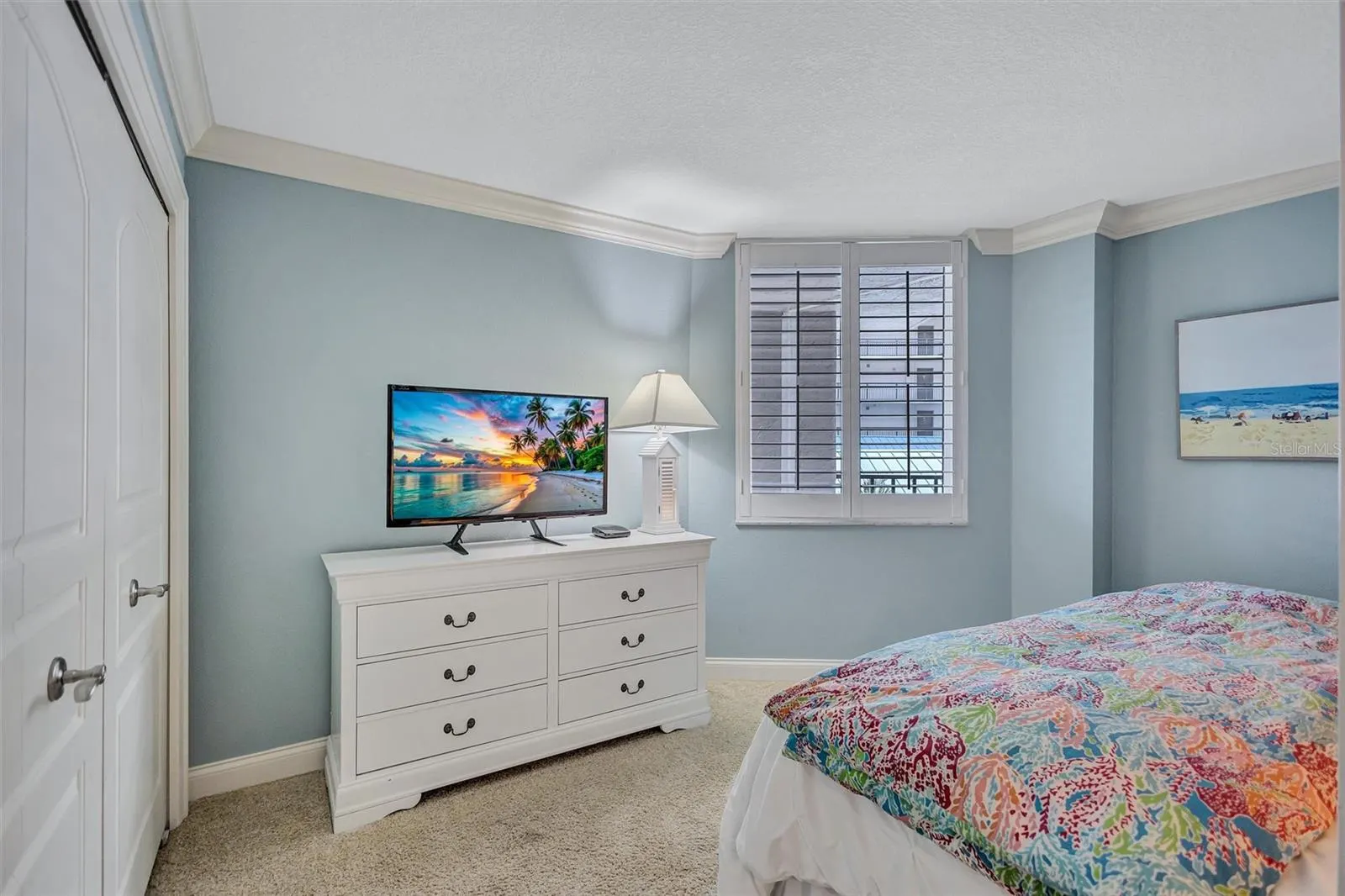 5880 MIDNIGHT PASS RD #206, #206