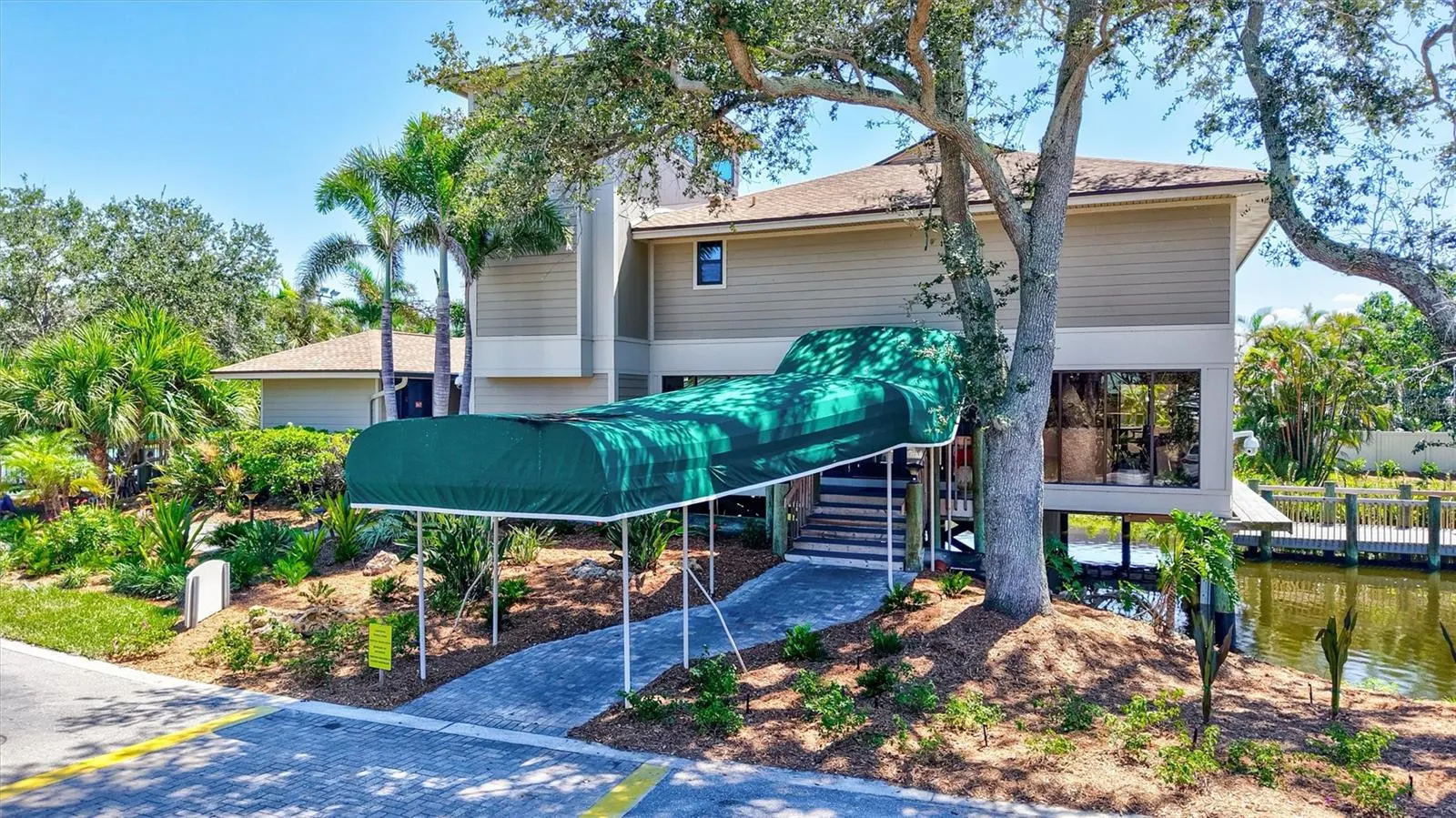5880 MIDNIGHT PASS RD #206, #206