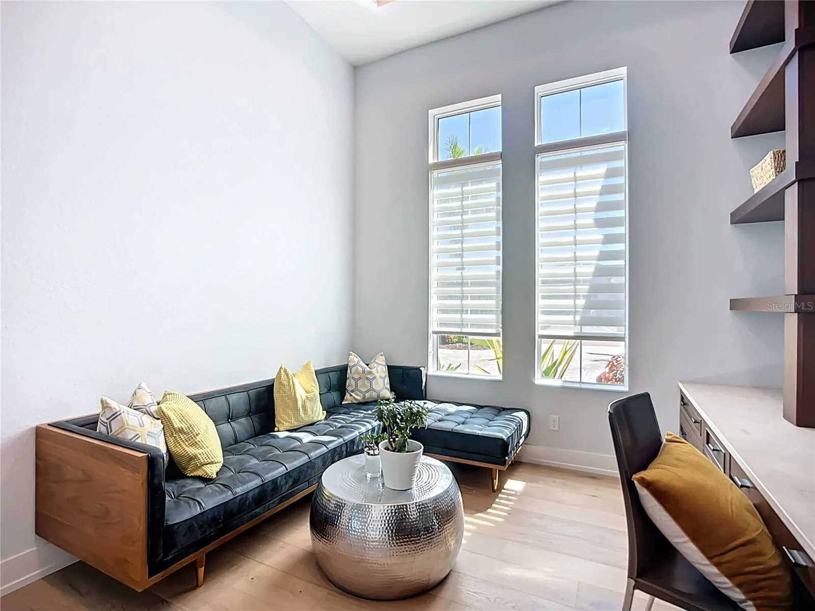 8343 REDONDA LOOP