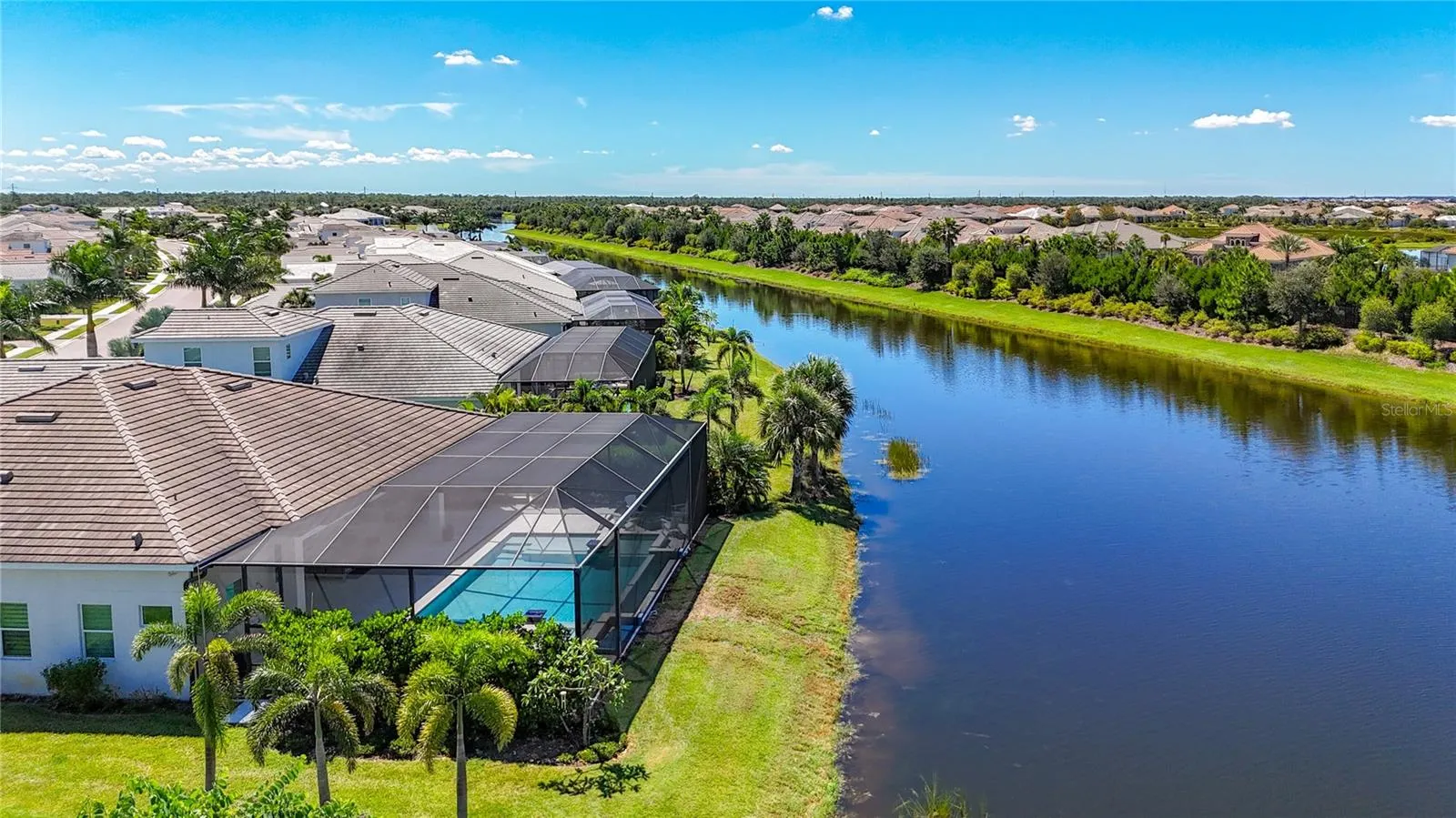 8343 REDONDA LOOP
