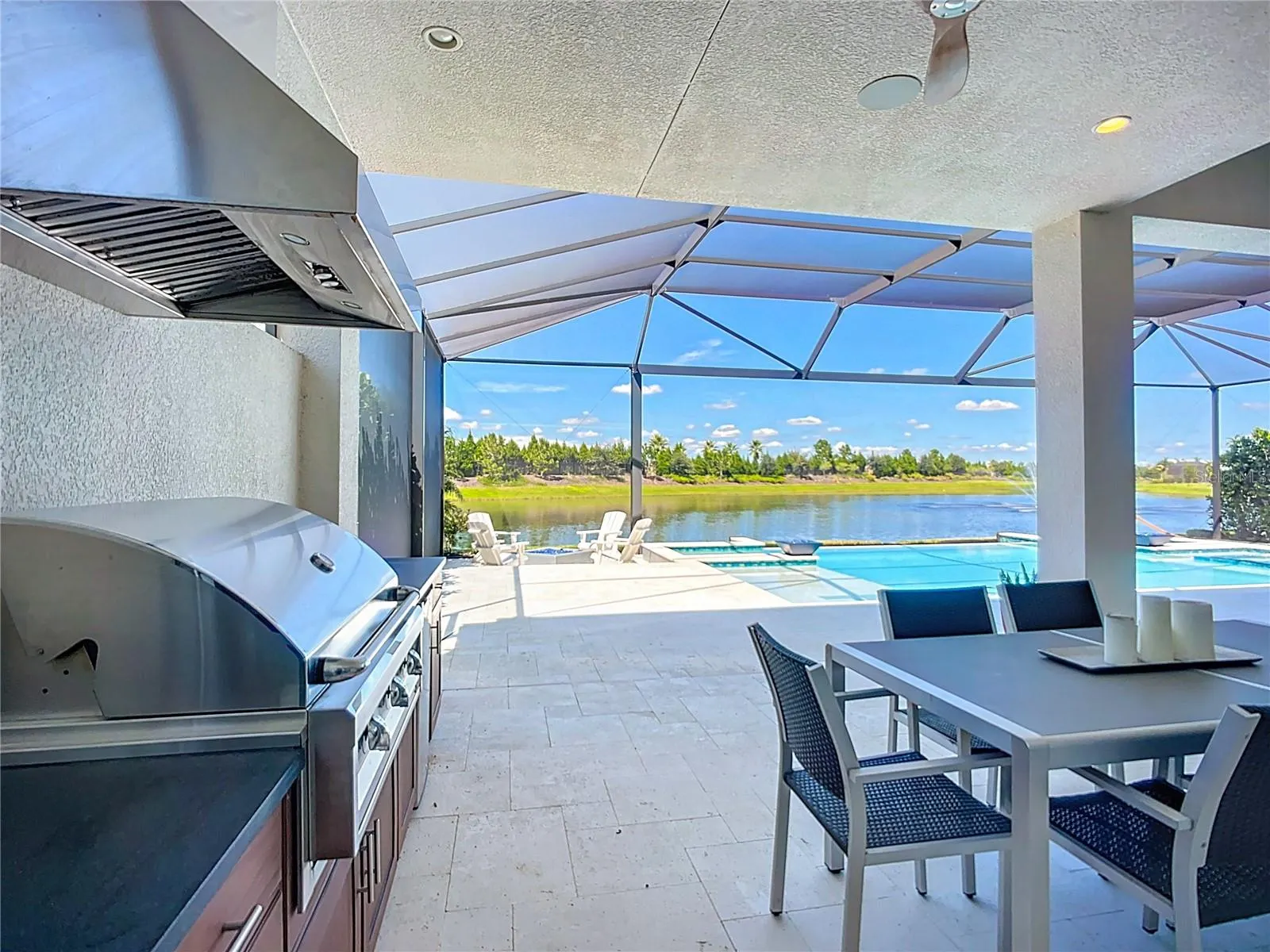 8343 REDONDA LOOP