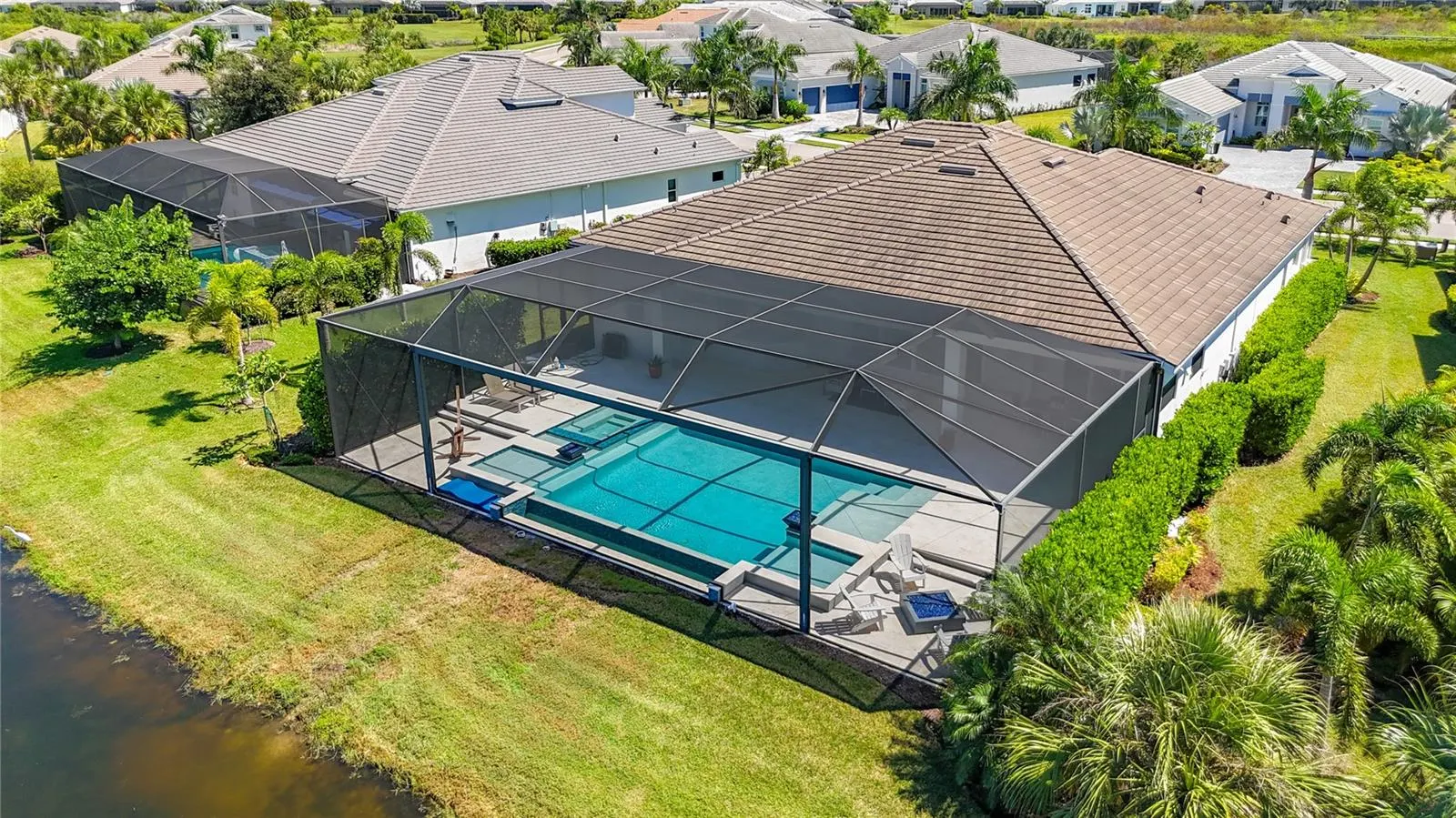 8343 REDONDA LOOP