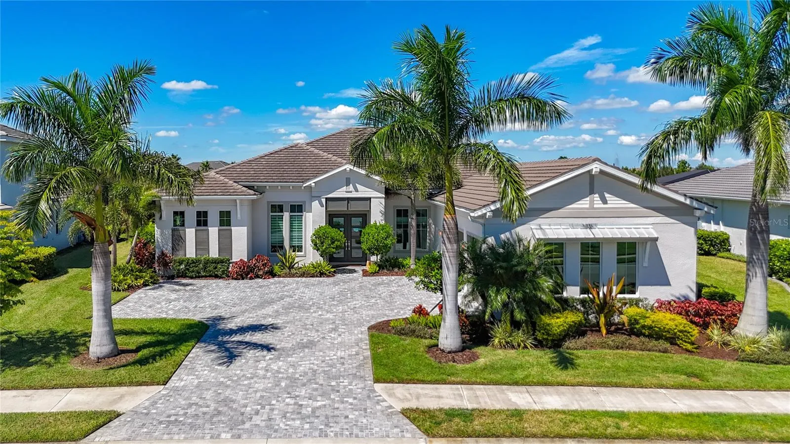 8343 REDONDA LOOP