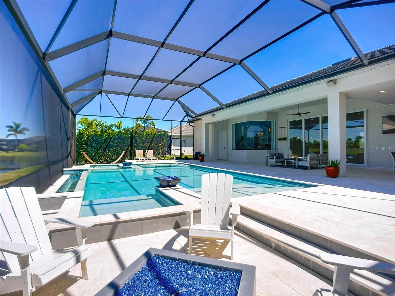 8343 REDONDA LOOP