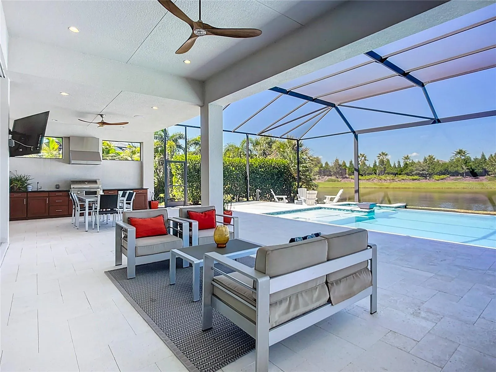 8343 REDONDA LOOP