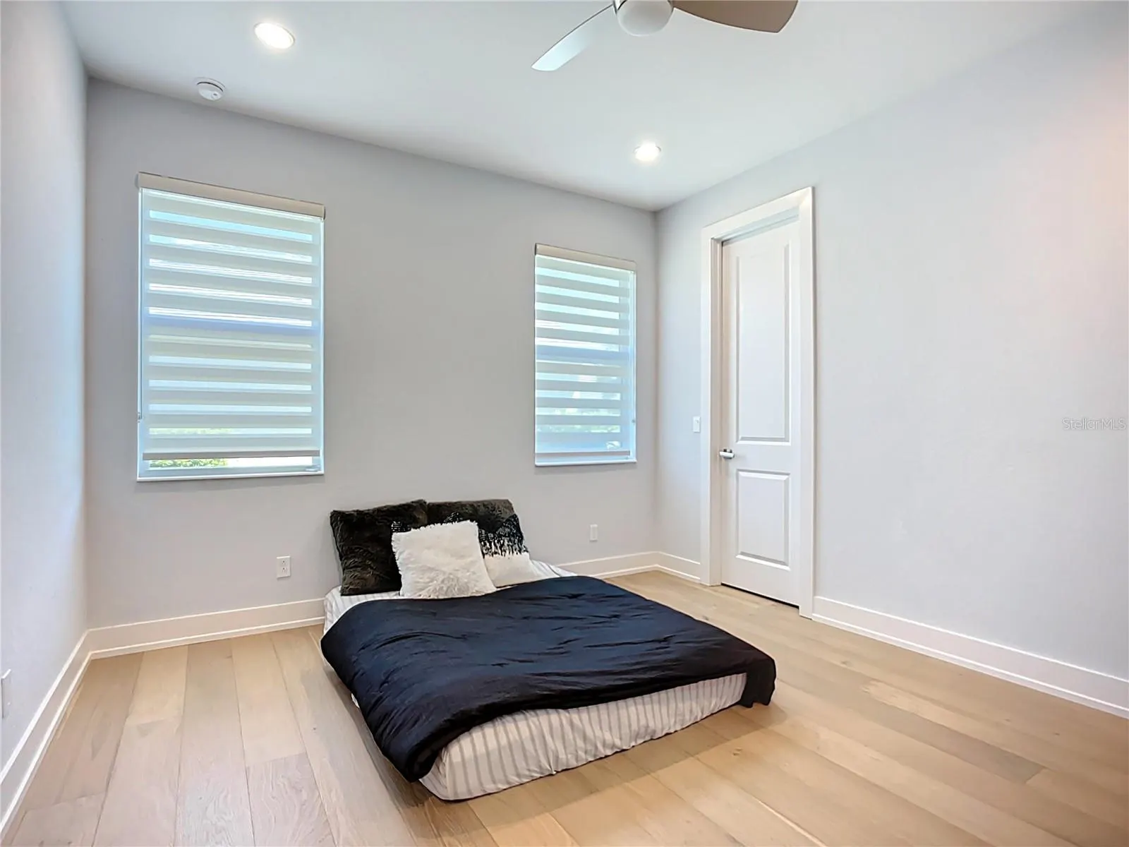 8343 REDONDA LOOP