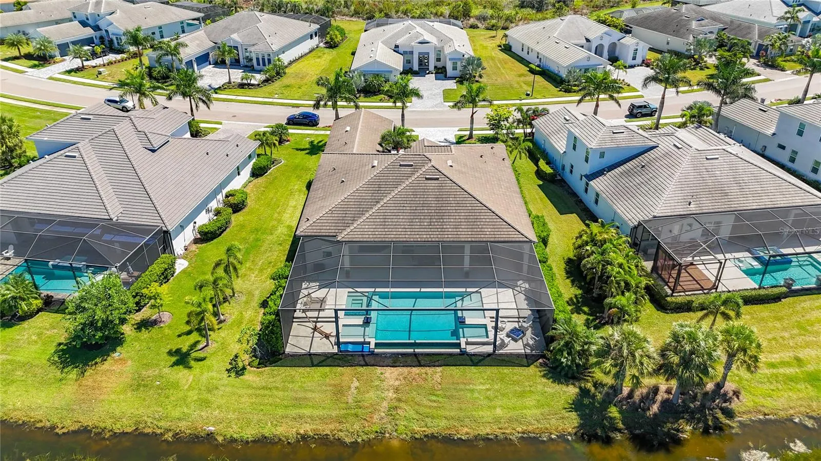 8343 REDONDA LOOP