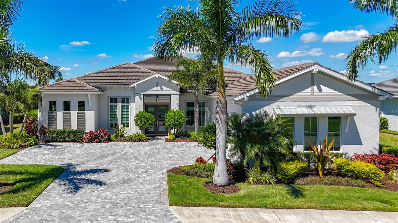 8343 REDONDA LOOP