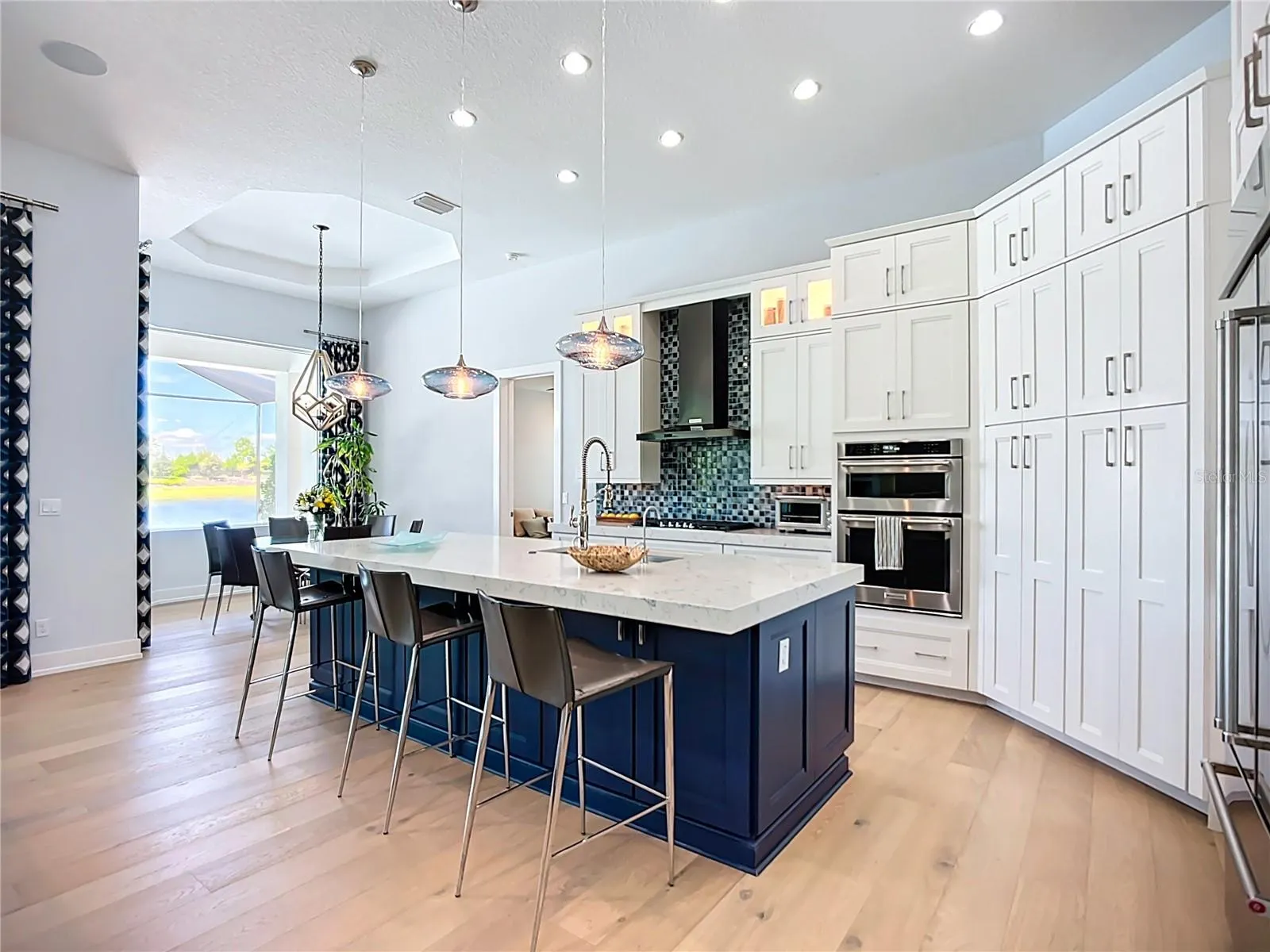 8343 REDONDA LOOP