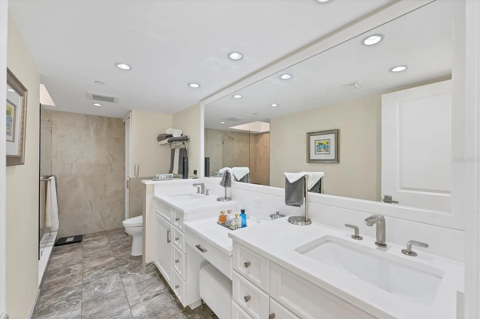 988 BLVD OF THE ARTS #1714, #1714