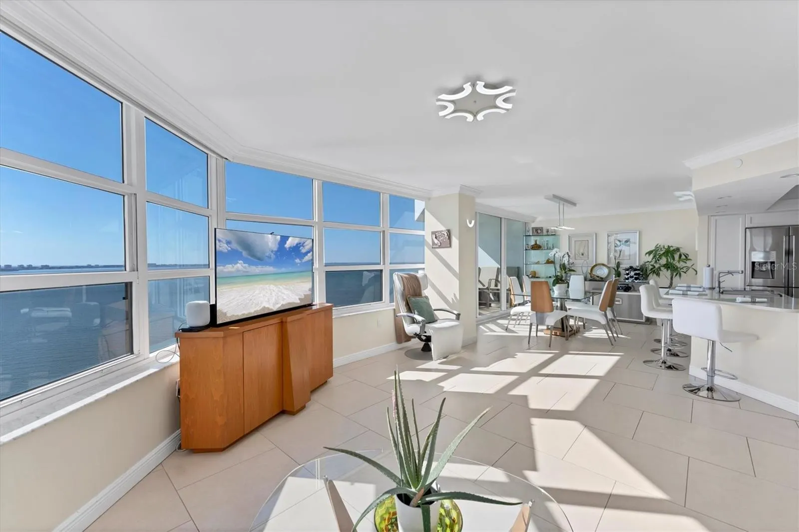 988 BLVD OF THE ARTS #1714, #1714