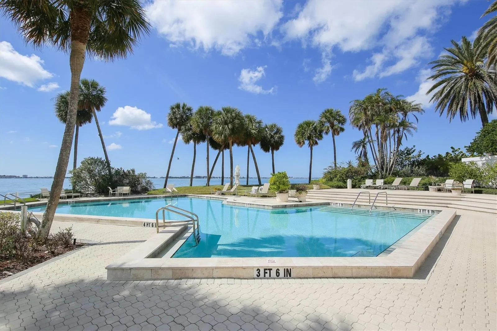 988 BLVD OF THE ARTS #1714, #1714