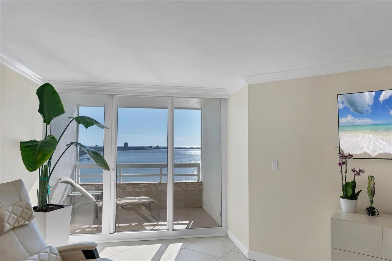 988 BLVD OF THE ARTS #1714, #1714