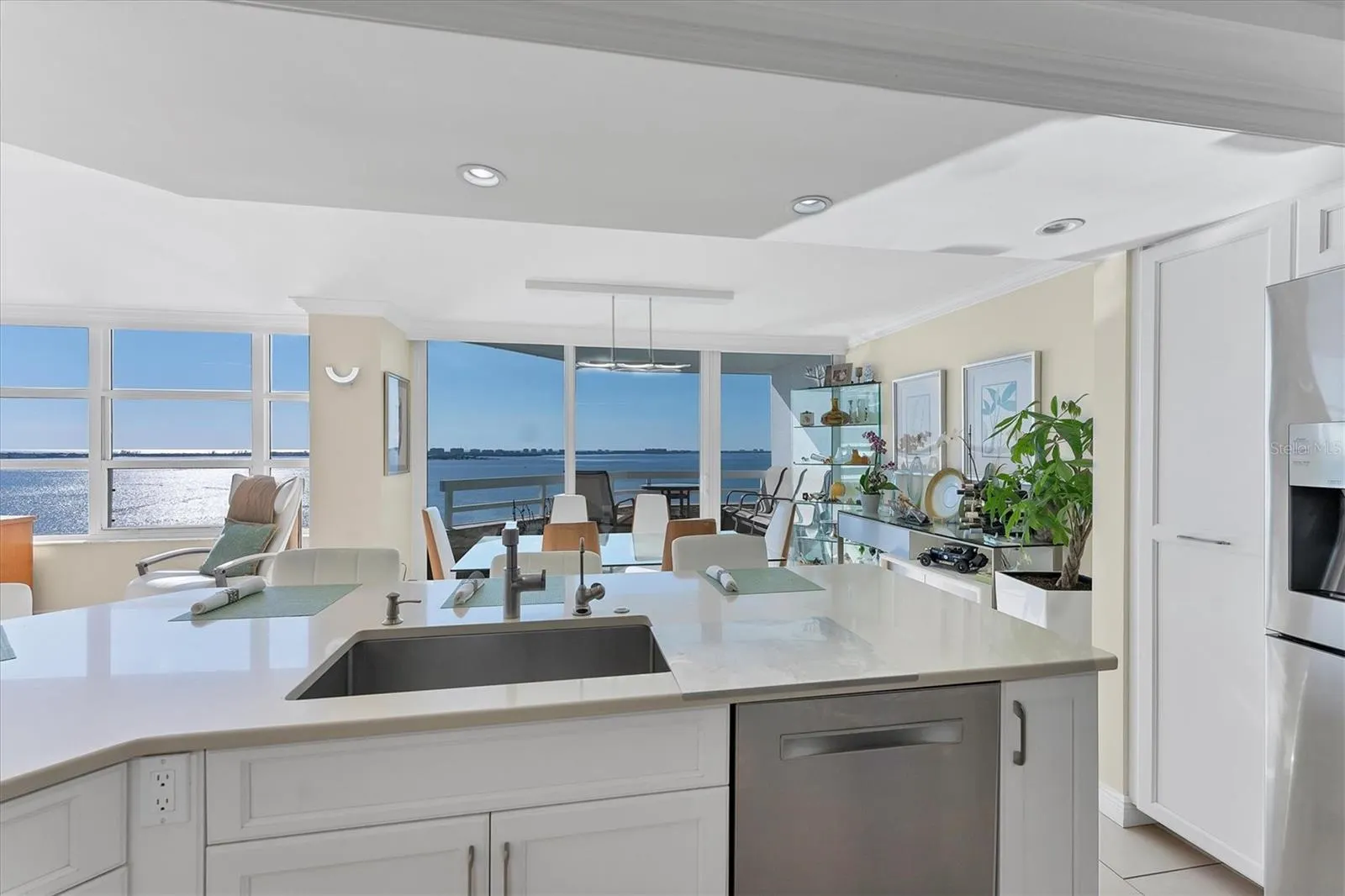 988 BLVD OF THE ARTS #1714, #1714
