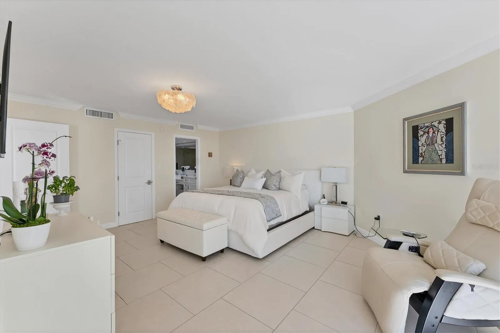 988 BLVD OF THE ARTS #1714, #1714
