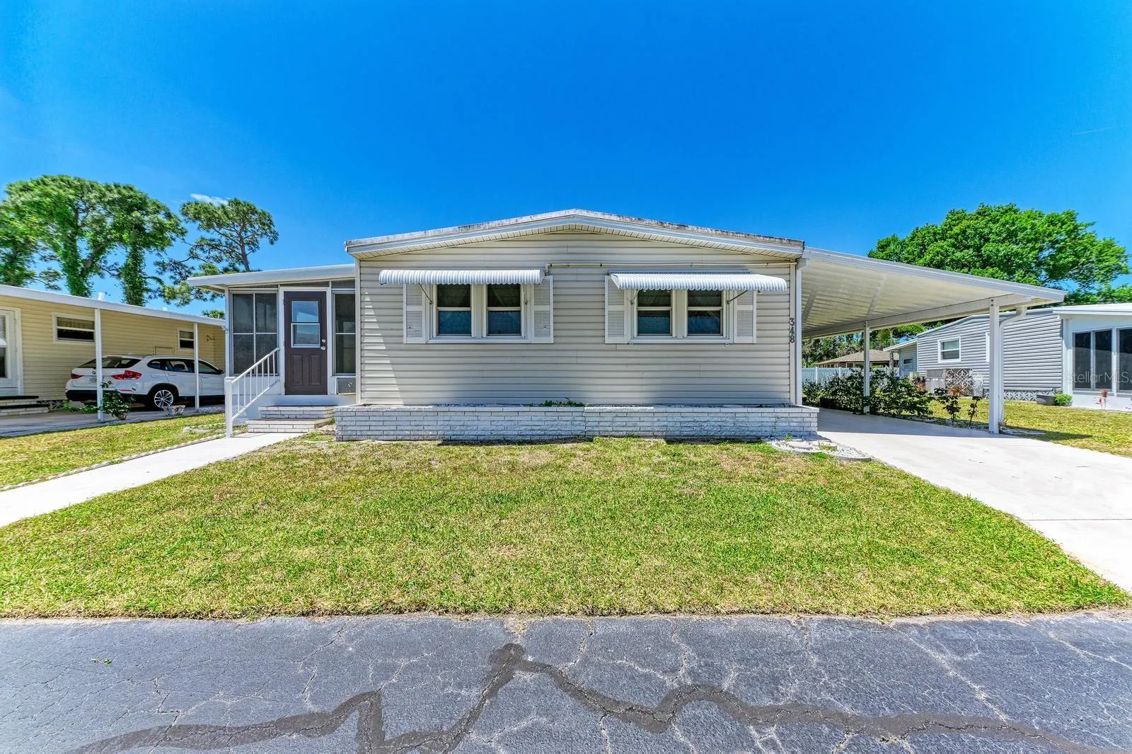 348 TROPIC DR