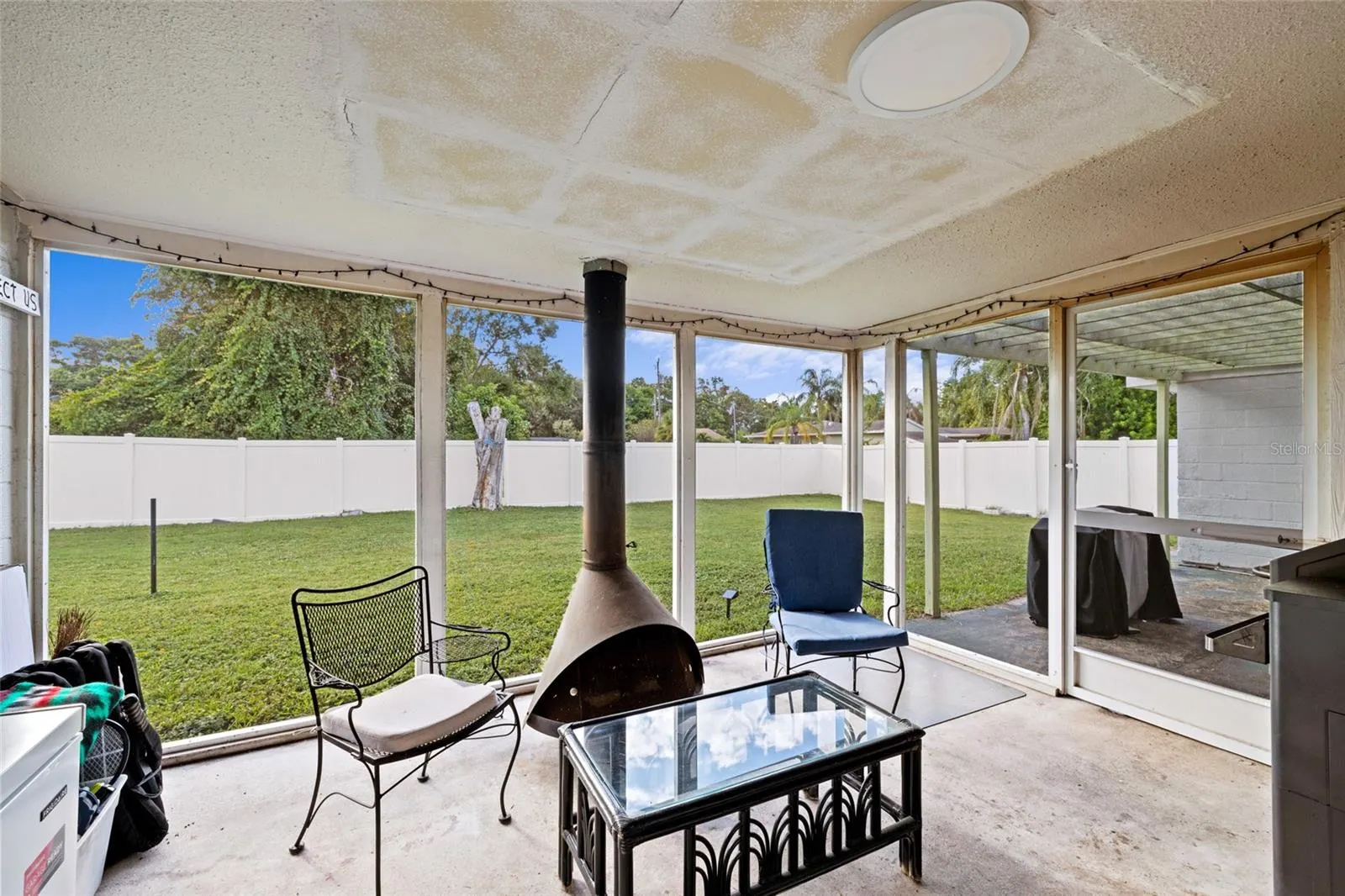 3338 CAMBRIDGE DR