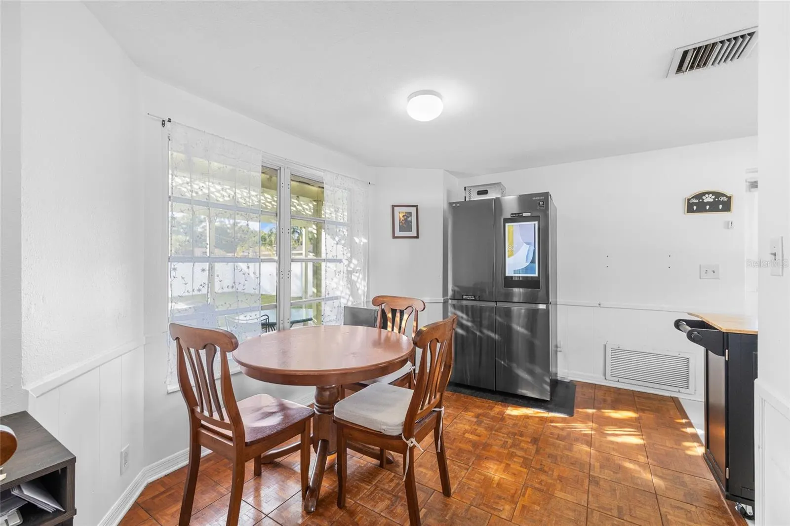 3338 CAMBRIDGE DR