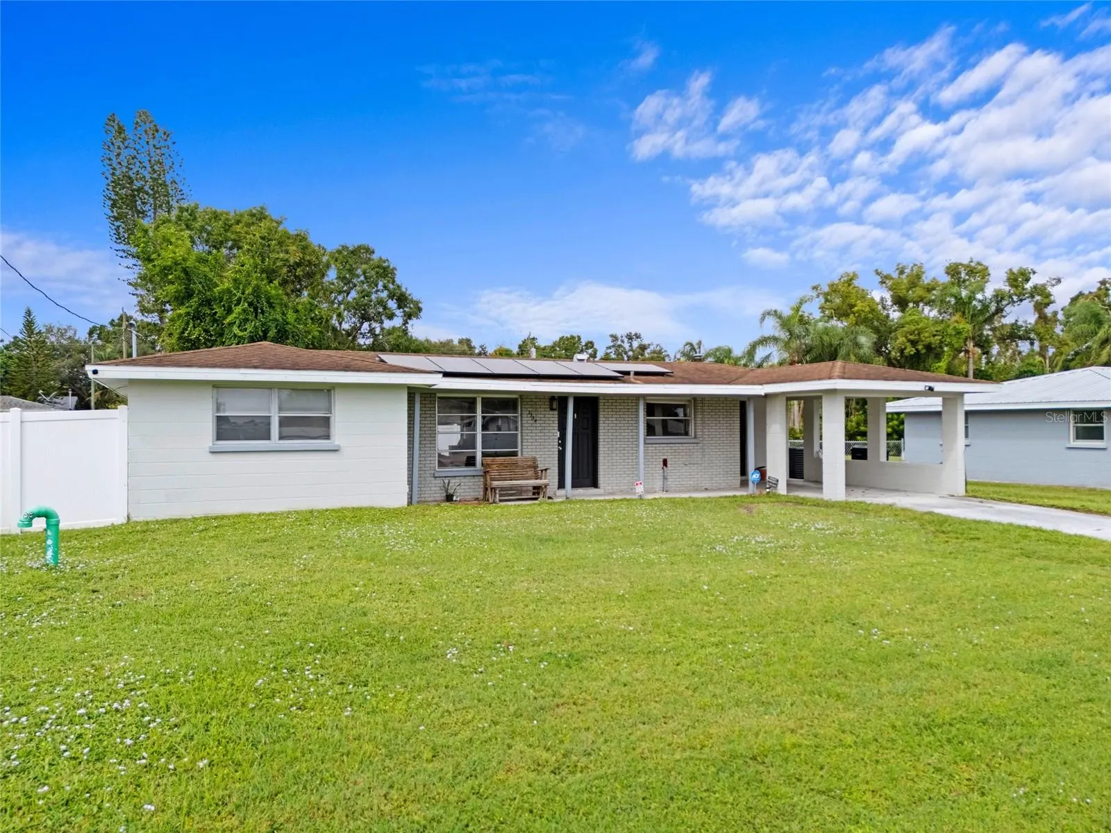 3338 CAMBRIDGE DR