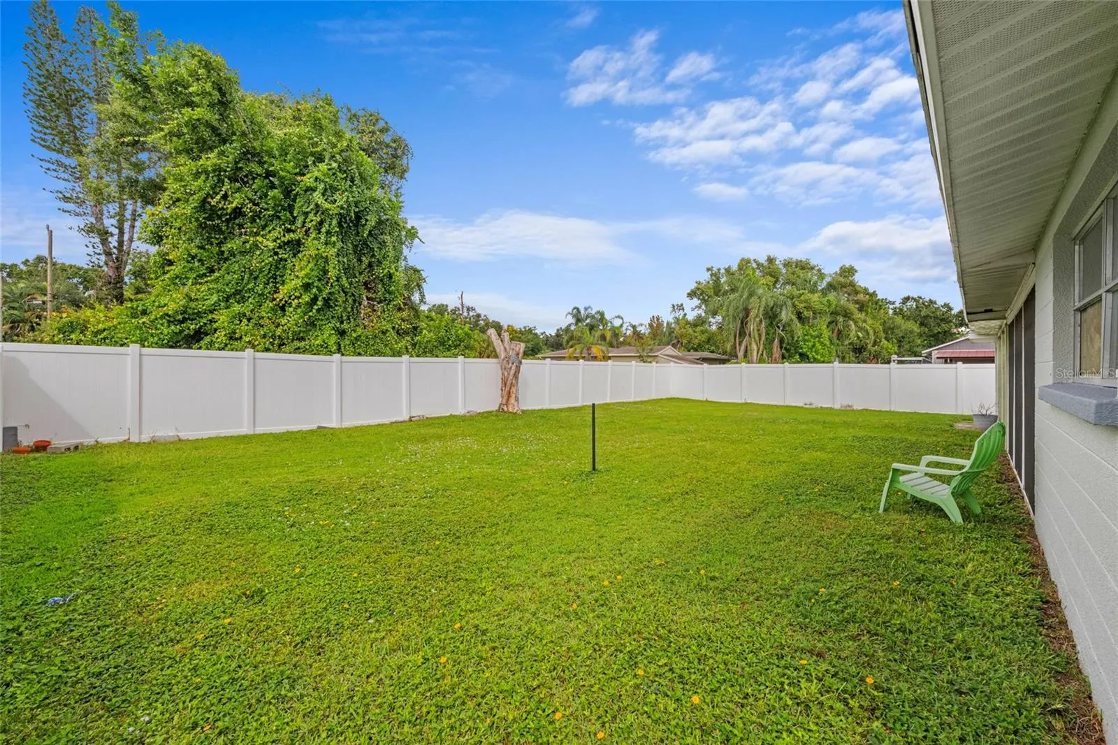 3338 CAMBRIDGE DR
