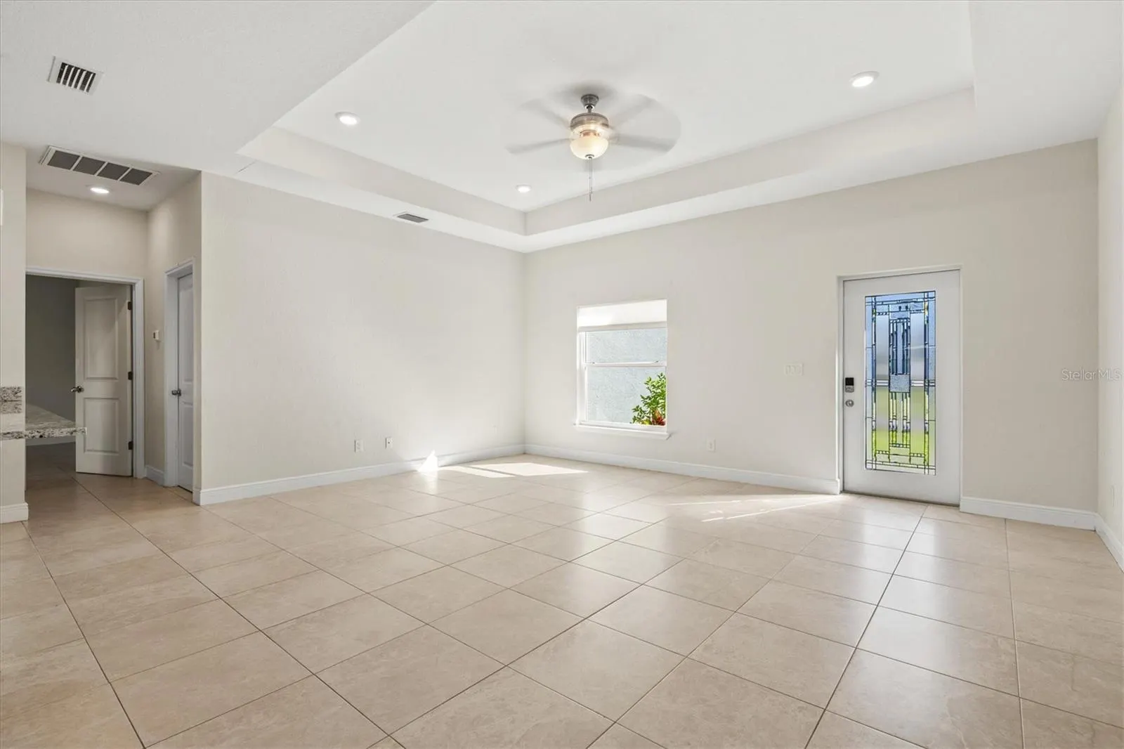 1251 PAPILLON ST