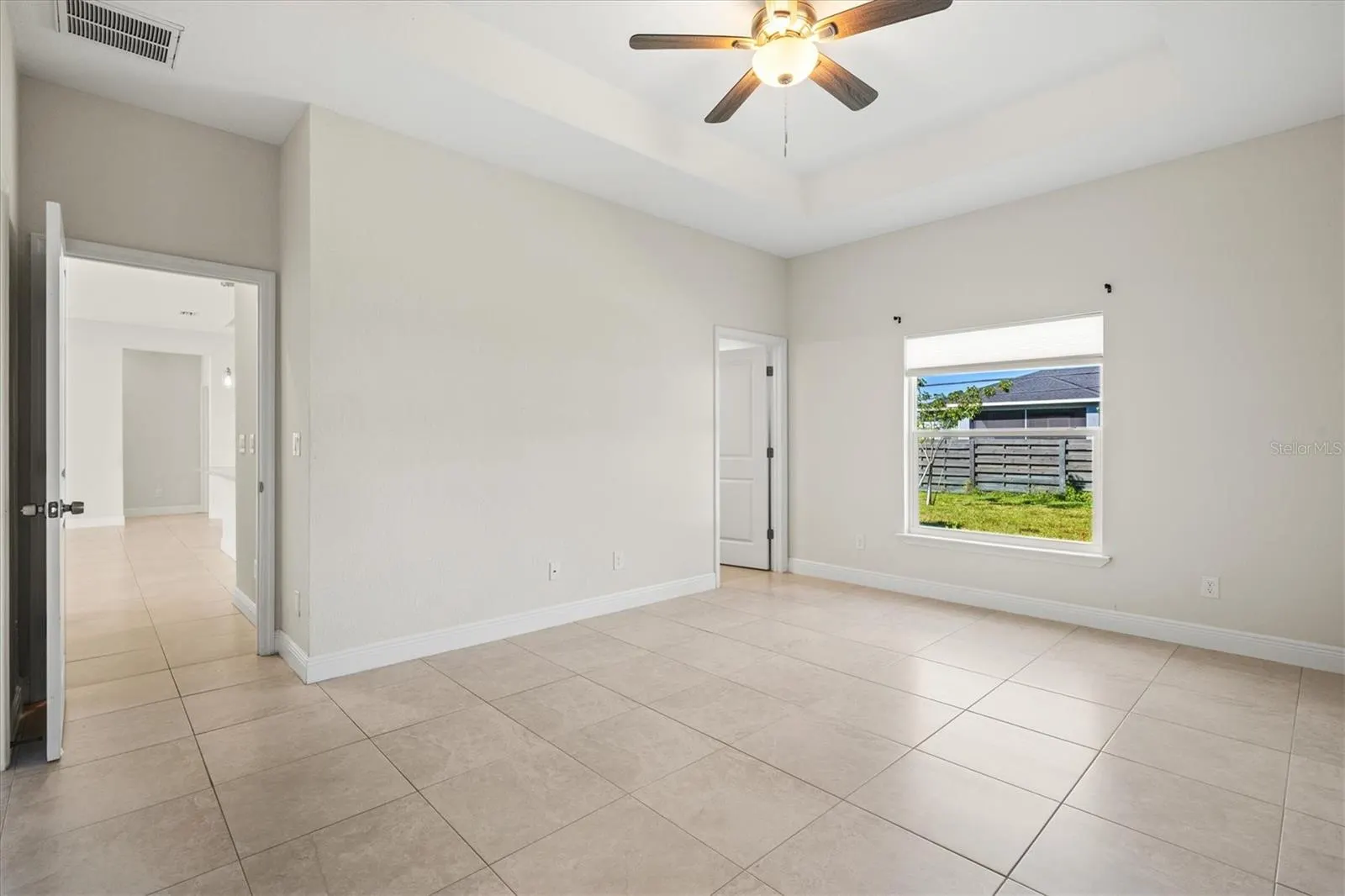 1251 PAPILLON ST