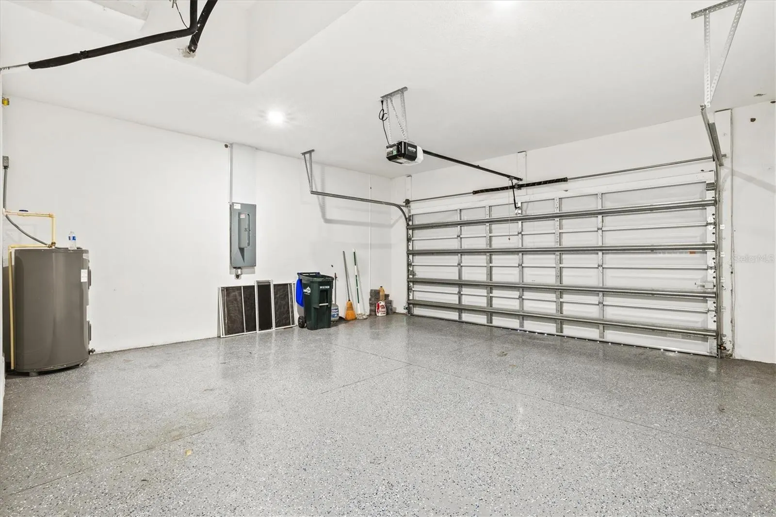 1251 PAPILLON ST