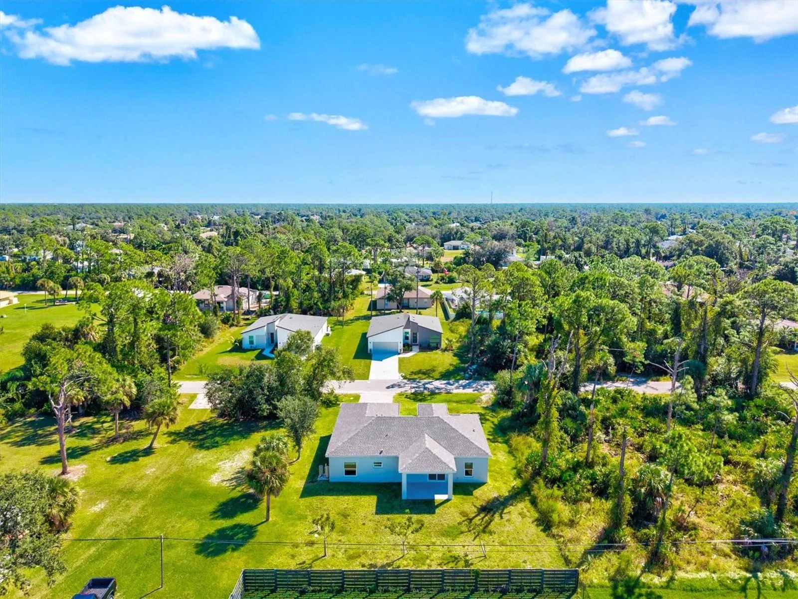 1251 PAPILLON ST