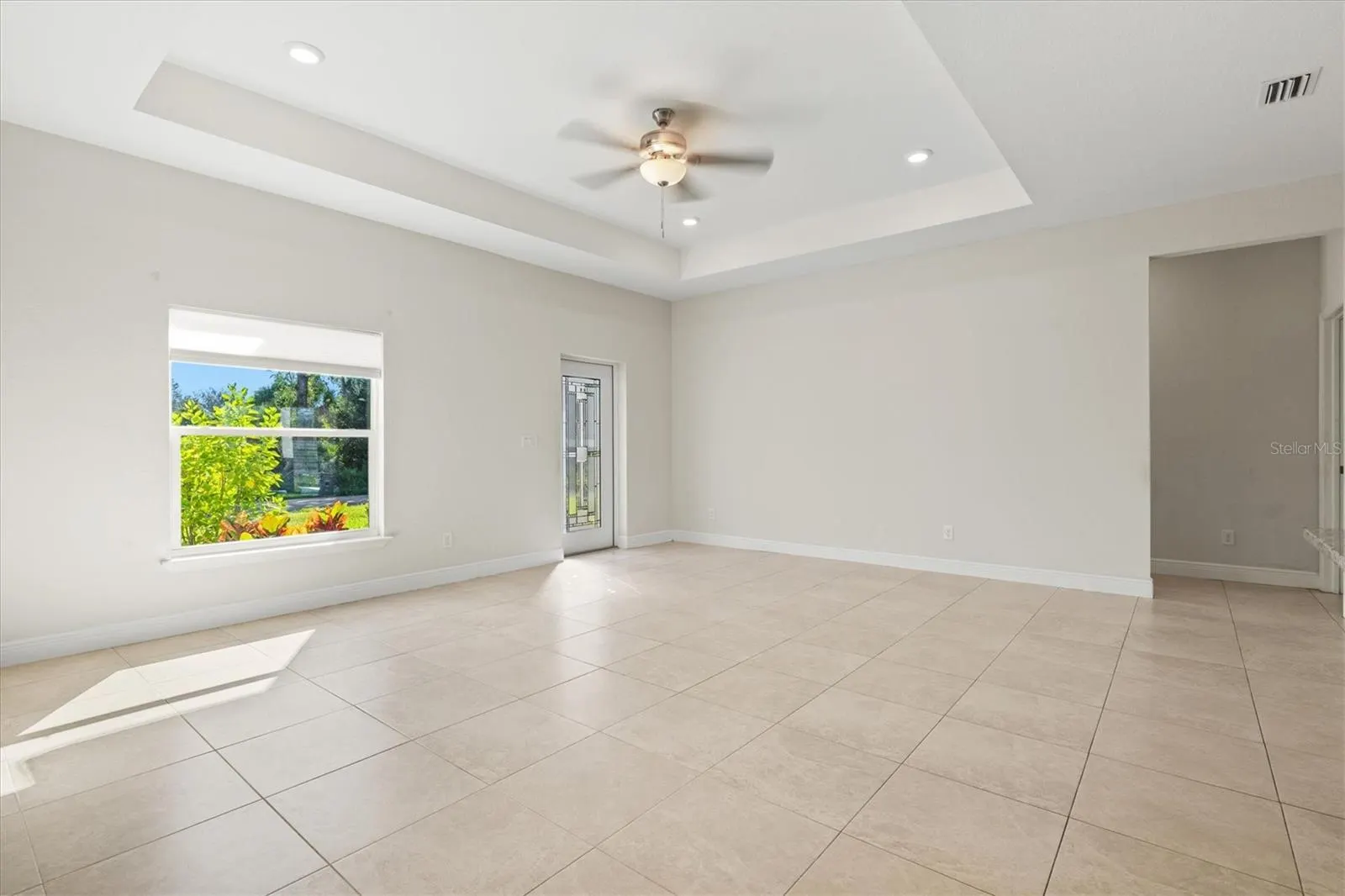 1251 PAPILLON ST