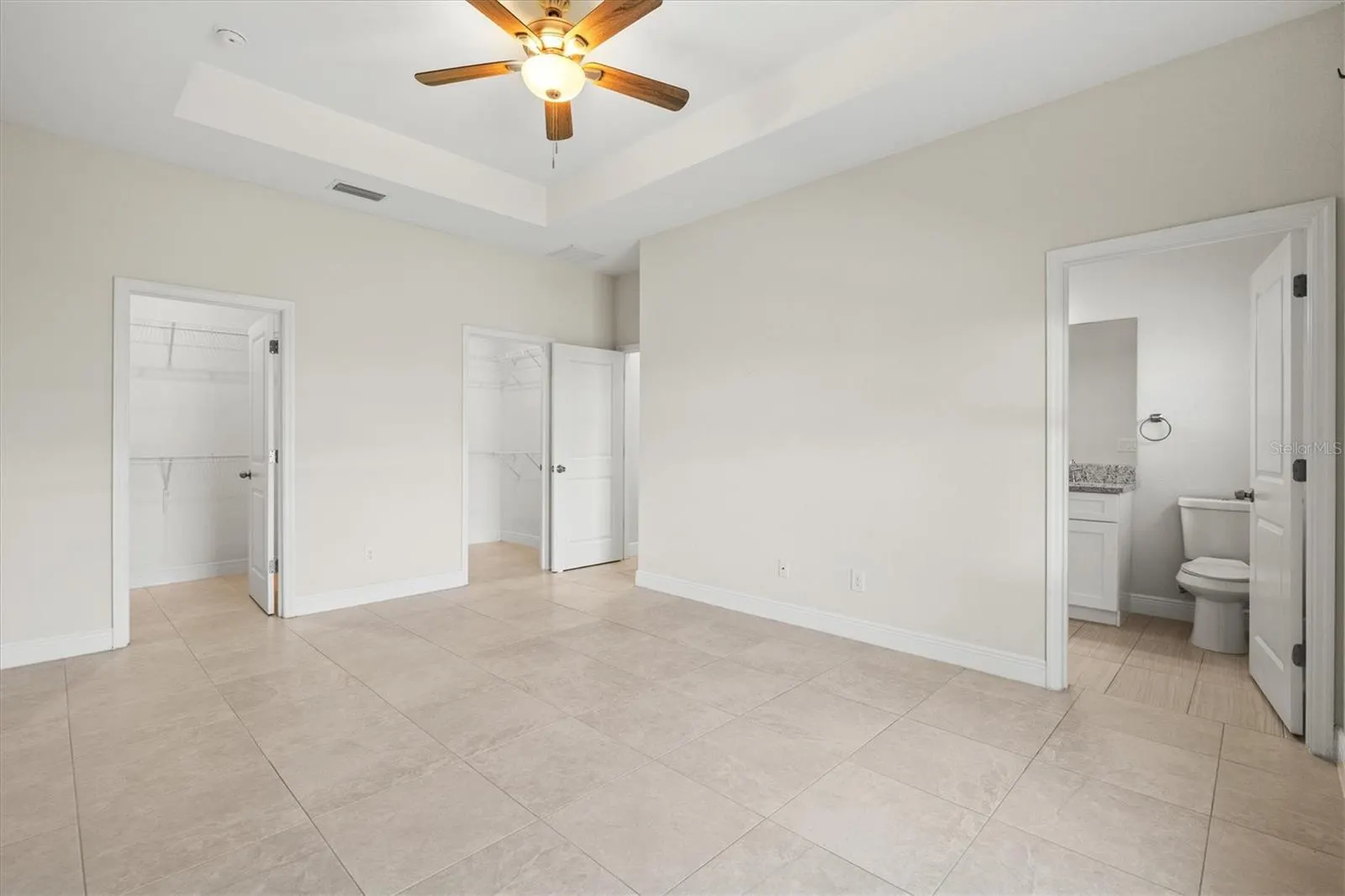 1251 PAPILLON ST