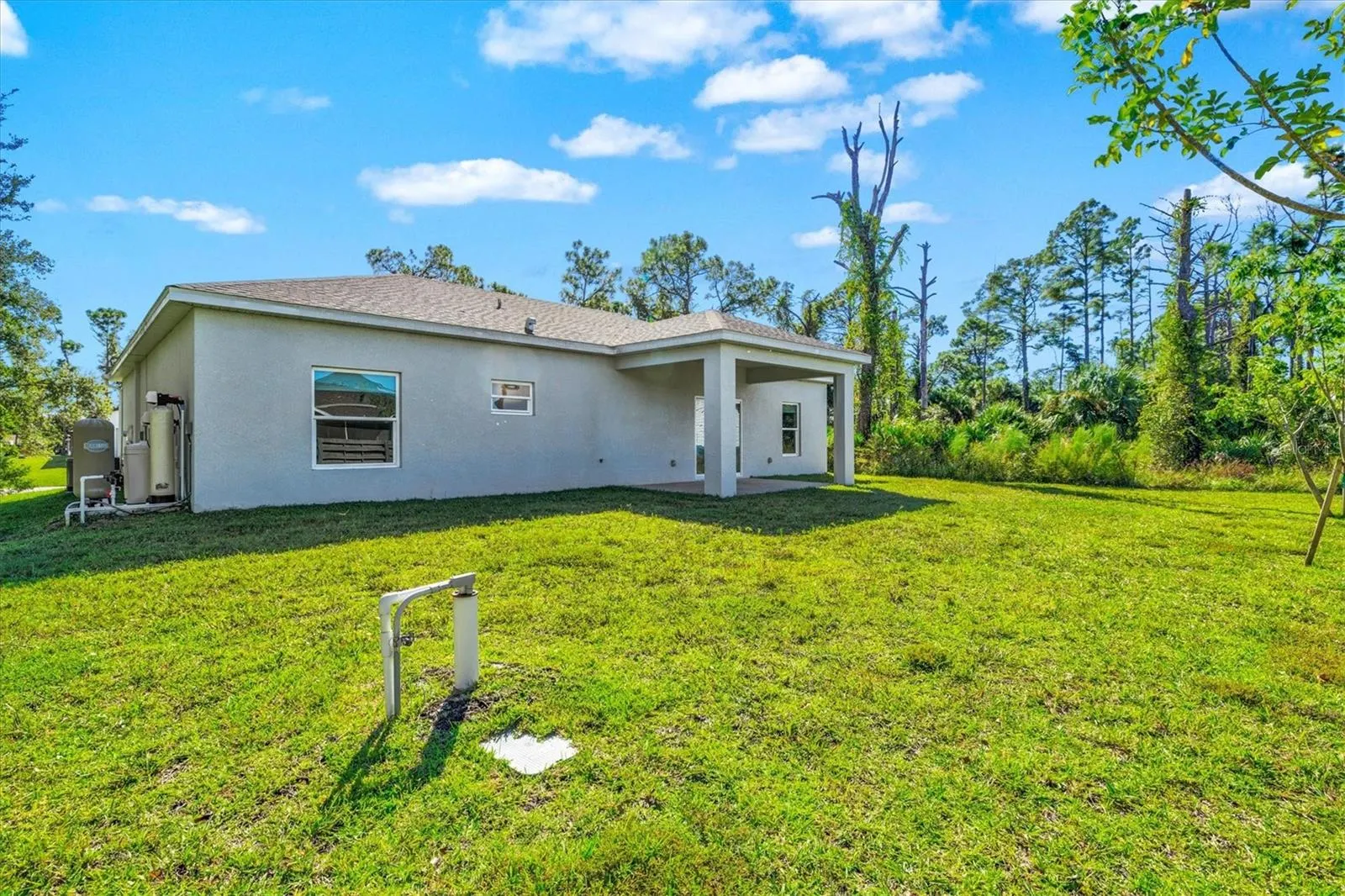1251 PAPILLON ST