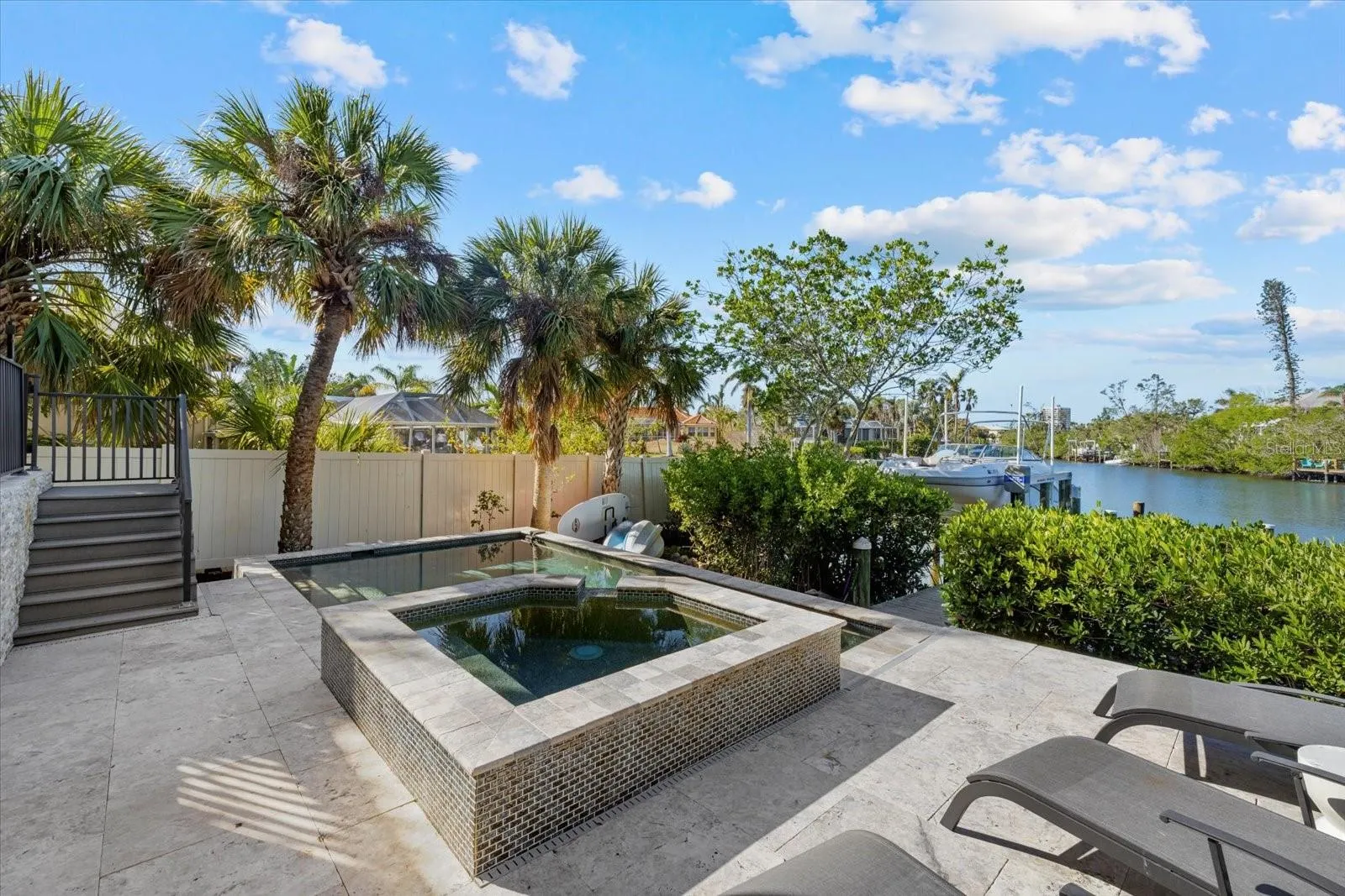 5246 AVENIDA DEL MARE