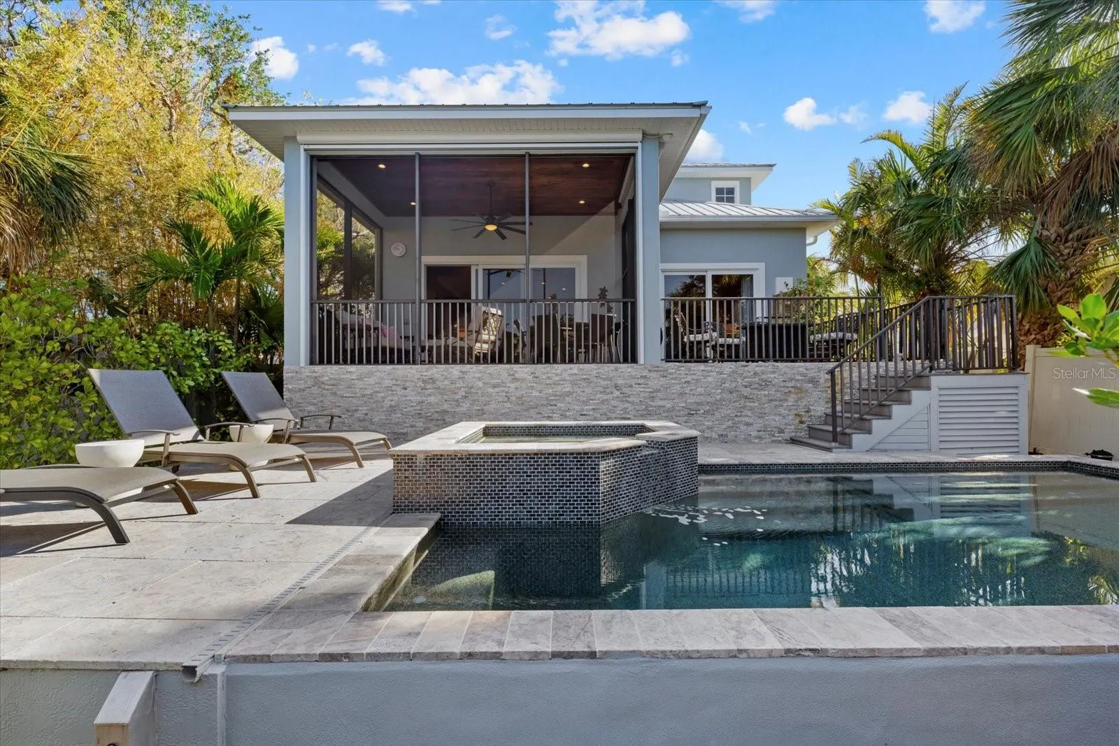 5246 AVENIDA DEL MARE