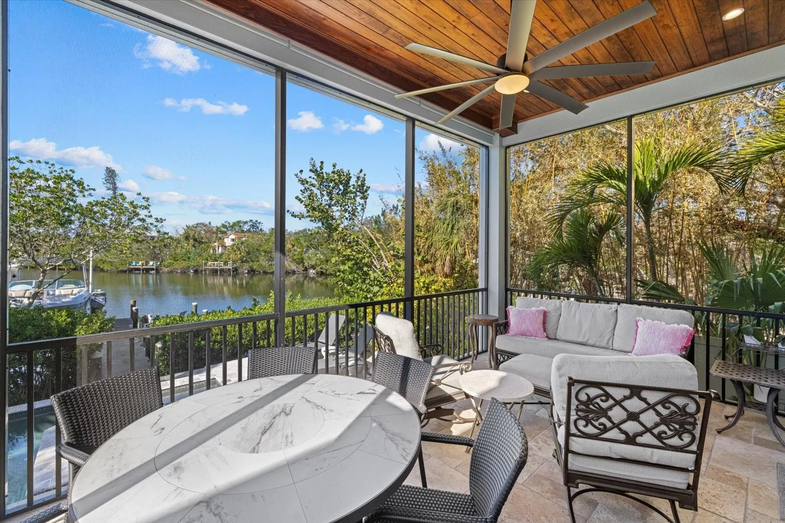 5246 AVENIDA DEL MARE