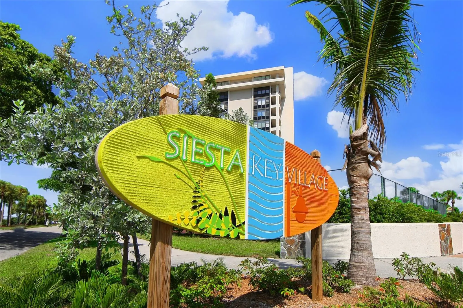 5246 AVENIDA DEL MARE